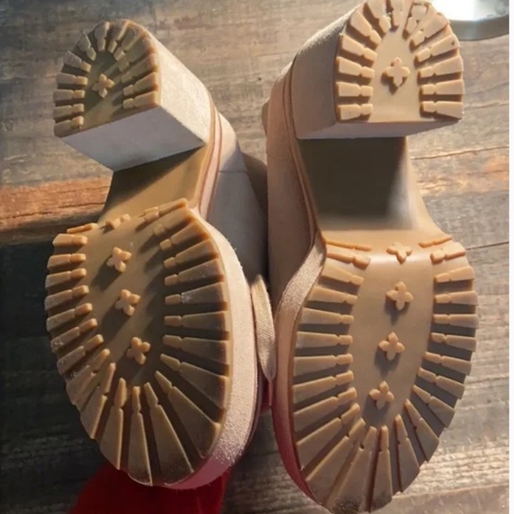 Cult Gaia Cream Suede Bratz Lug Soled Platform Ankle Boots, size 7 - Picture 11 of 11